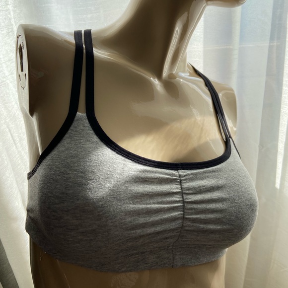 34 fruit of the loom grey and black sports bra - Picture 7 of 12